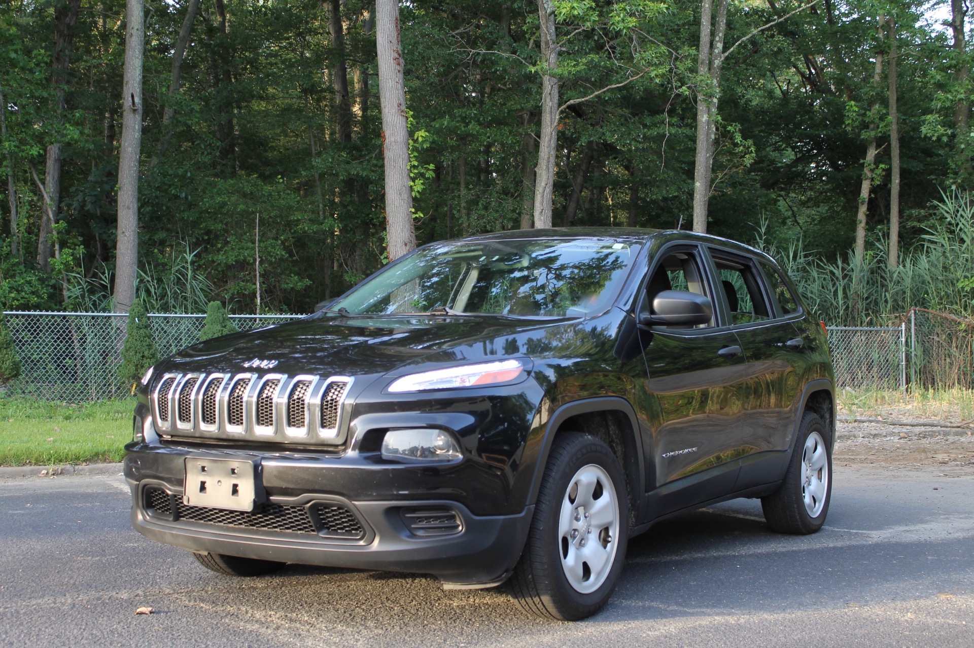 2015 Jeep Cherokee Sport